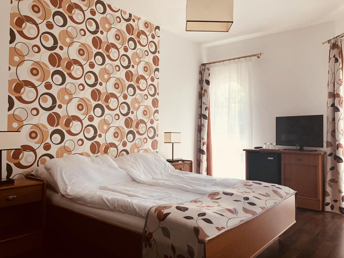 Zoeldteto Panzio Bed and Breakfast Balatonfüred Exteriör bild